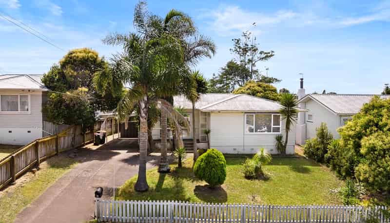 52 Beaumonts Way, Manurewa