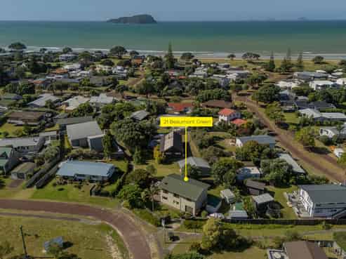 21 Beaumont Green, Pauanui