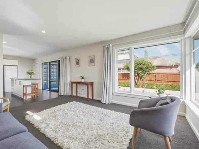 8 McIntyre Street, Shirley