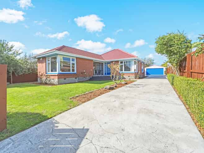 8 McIntyre Street, Shirley