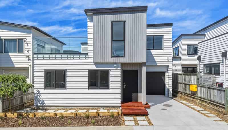 48 Lockheed Street, Hobsonville