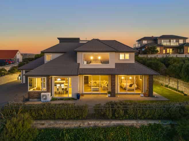 18 Kahurangi Heights, Aotea