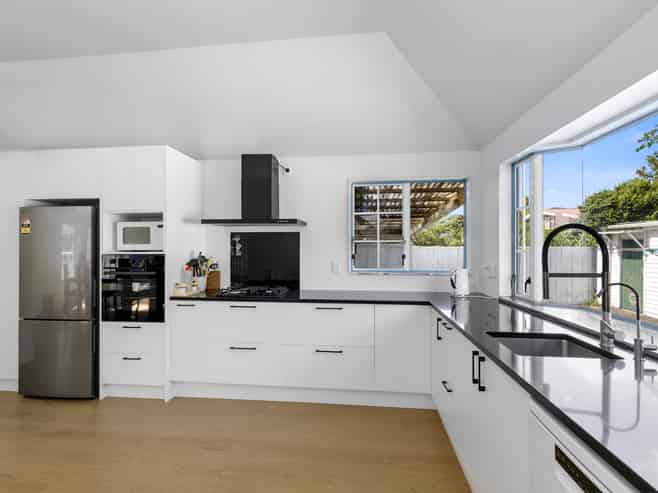 16 Epuni Street, Epuni