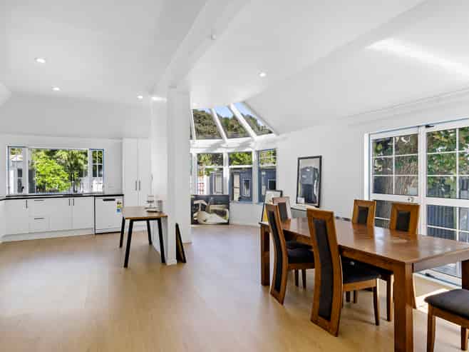 16 Epuni Street, Epuni