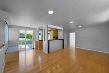 Auckland - Address withheld