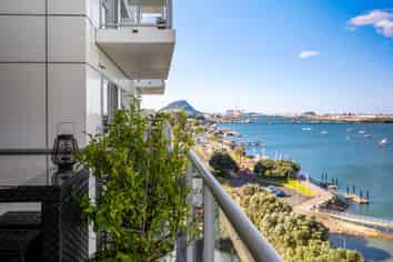 1006/72 Devonport Road, Tauranga Central