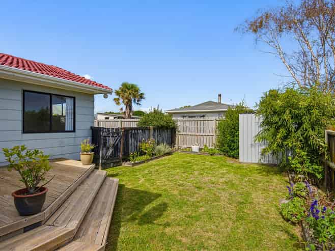 4 Sharda Grove, Paraparaumu Beach