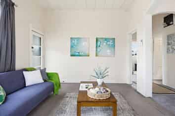 255 Lytton Road, Elgin