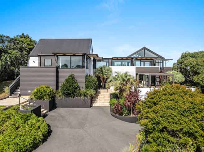 66 Kennedy Point Road, Waiheke Island