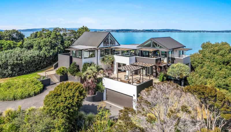 66 Kennedy Point Road, Waiheke Island