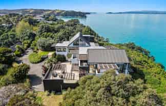 66 Kennedy Point Road, Waiheke Island