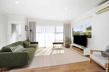 1/57 Fruitvale Road, New Lynn