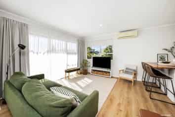 1/57 Fruitvale Road, New Lynn