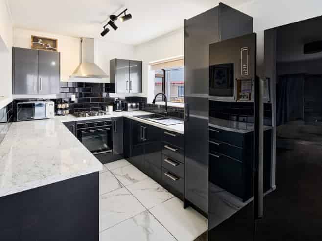 1/136 Rata Street, Naenae