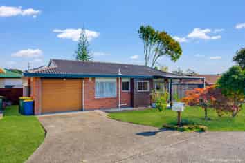 52 Bodi Place, Te Atatu South