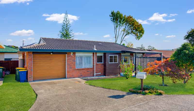 52 Bodi Place, Te Atatu South