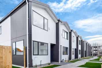 7/239 Porchester Road, Takanini