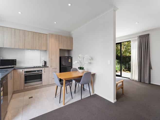 16 Uku Lane, Hobsonville