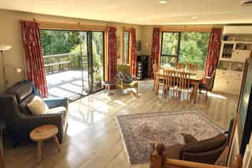  125 Coulson Road, Paroa