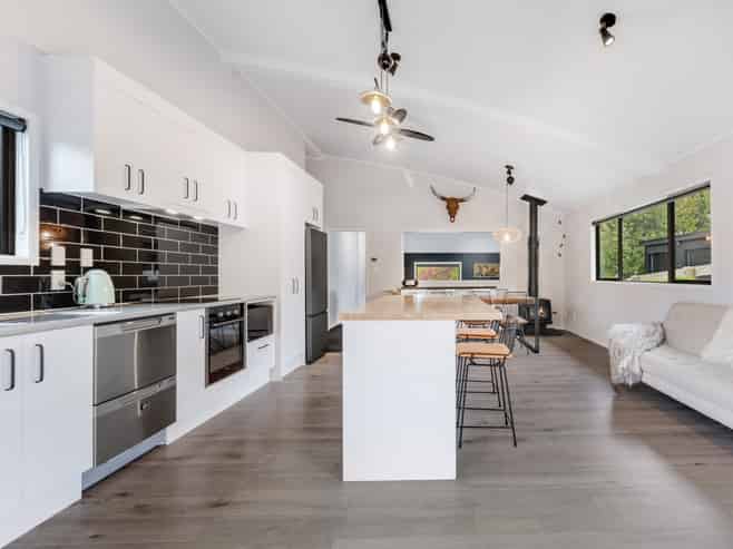 1468 Alfriston Road, Alfriston