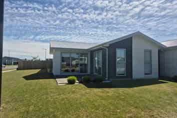 53 Whitehorn Drive, Lincoln