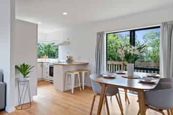 25 Lucerne Place , Welcome Bay