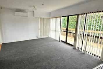 10 Jade Ave, Pakuranga