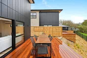 4/8 Johnson Street, Dinsdale