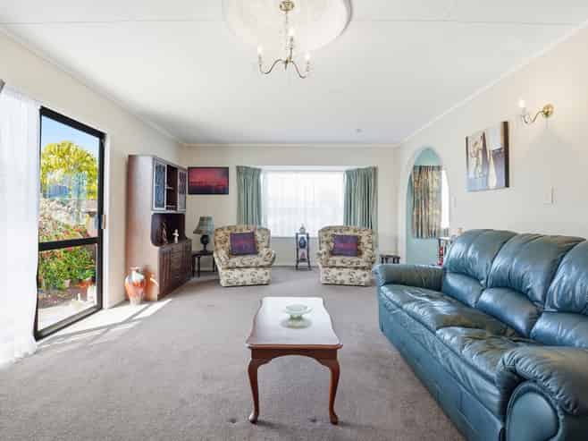 2/35 Dorset Road, Springvale