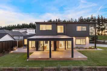 1 Waimaki Way, Gulf Harbour