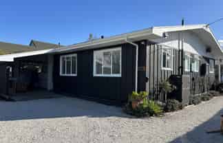 12 Anglesea Street, Renwick