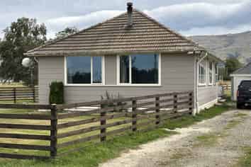 1 West Street, Middlemarch