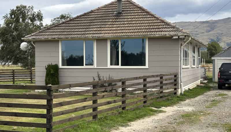 1 West Street, Middlemarch