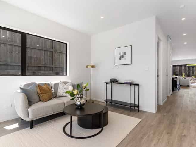 92 Huanui Drive, Orewa