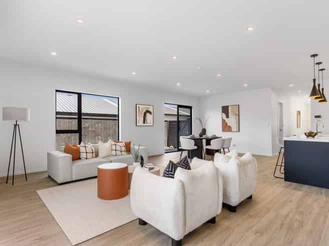 92 Huanui Drive, Orewa