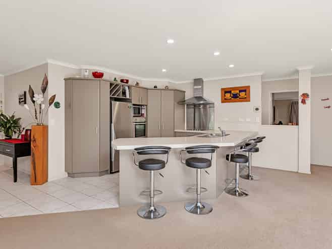 55 Pyle Road West, One Tree Point