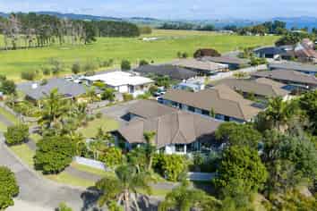 55 Pyle Road West, One Tree Point