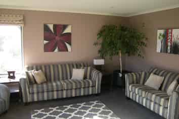 44 Overbury Crescent, Rolleston