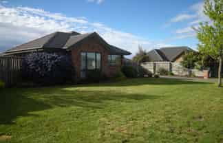 44 Overbury Crescent, Rolleston