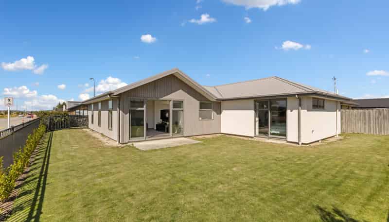 99 Ridgeway Avenue, Rolleston