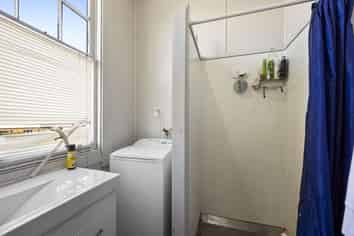 6 Furlong street (Upstairs), Hawera