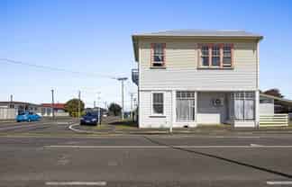 6 Furlong street (Upstairs), Hawera