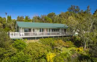 74 Kaimata Road, Bay View