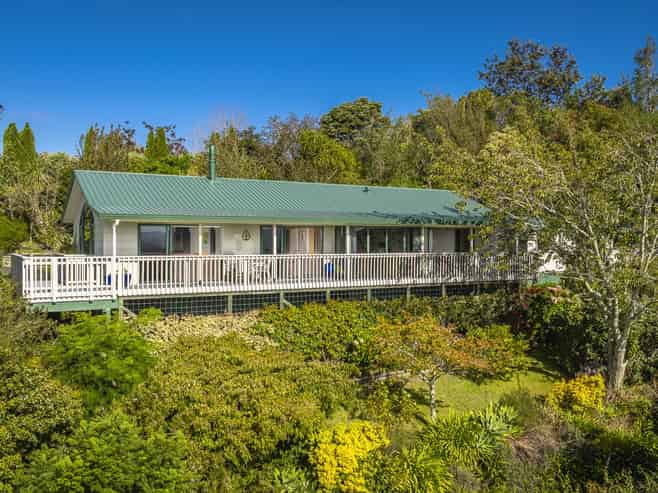 74 Kaimata Road, Bay View
