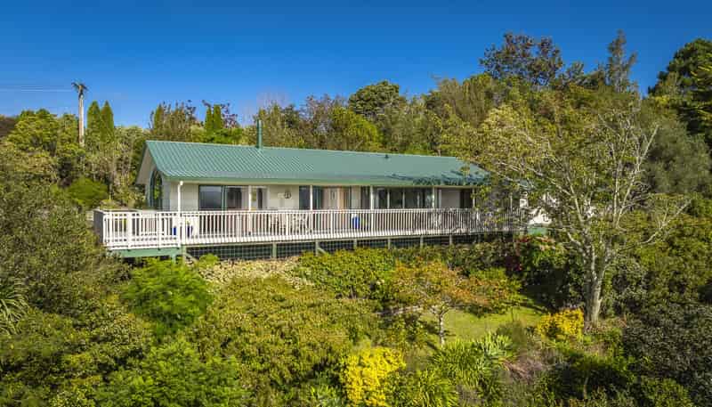 74 Kaimata Road, Bay View