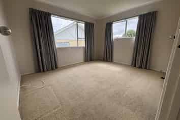 1/79 Flanshaw Road, Te Atatu South