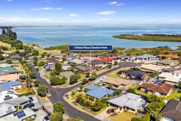 1 Eloise Place, Clendon Park