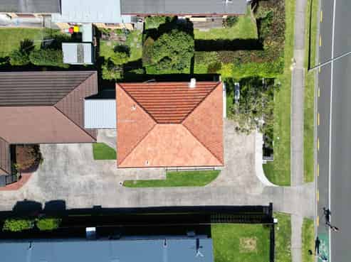 Affordable Character Office with Road Frontage