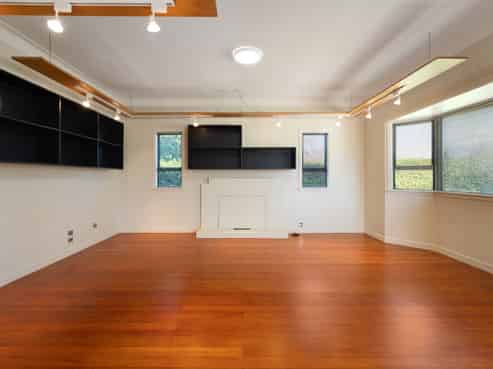 Affordable Character Office with Road Frontage