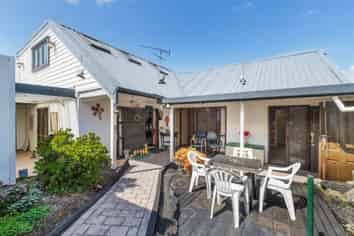 22 Pirangi Street, Point England